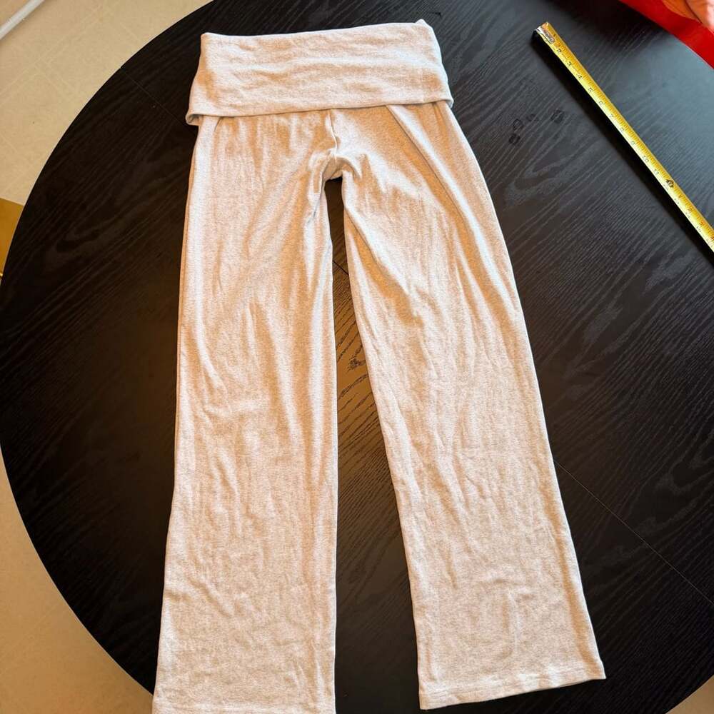 Chrome Riot Women's Light Heather Grey Knit Foldover Flares Size M
